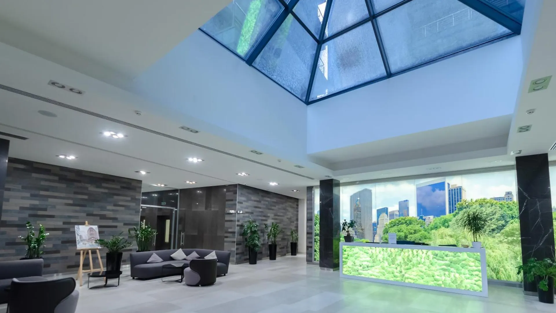 Petrovdom Apartments 8-182 In Rc Central Park, 7 John Mccain Street 基輔 乌克兰