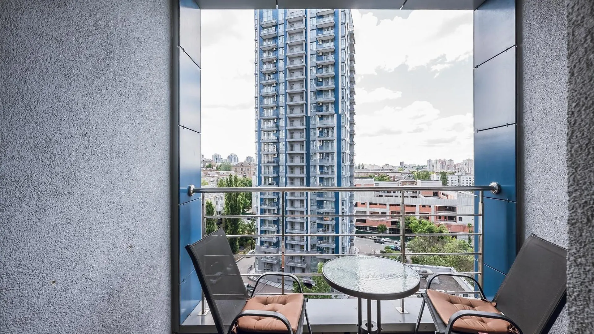Petrovdom Apartments 8-182 In Rc Central Park, 7 John Mccain Street 基輔 乌克兰